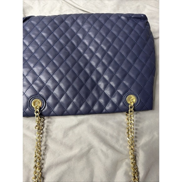 Women's C Wonder Samson Tote Navy Blue W/ Gold Chain Straps - Picture 3 of 6